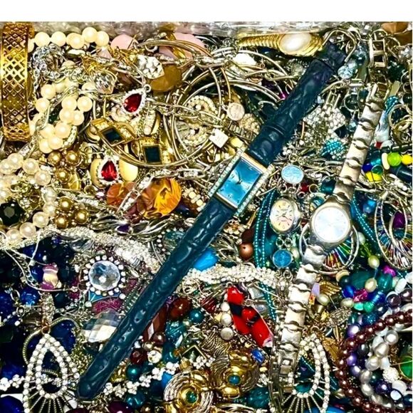 5 LB Gold Jewelry Mystery Box | Reseller Lot Glam - Picture 12 of 13